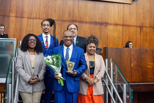 Venâncio-airense comemora a homenagem (Foto:  Greice Nichele/Divulgação)
