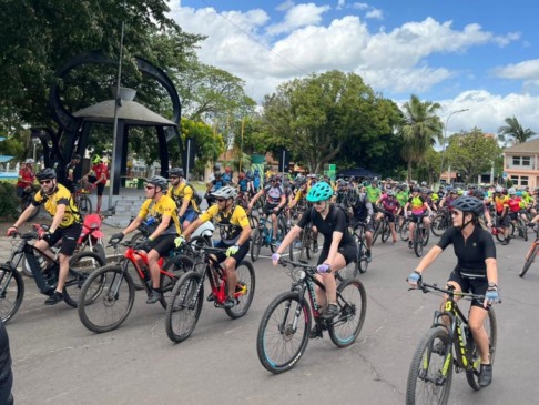 Largada do passeio foi na Travessa São Sebastião Mártir (Foto: Juan Grings)