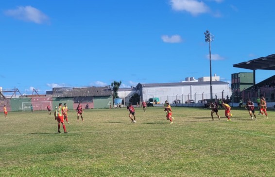 Partida de ida ocorreu no Estádio Aldo Dapuzzo, em Rio Grande (Foto: Divulgação/Folha do Mate)