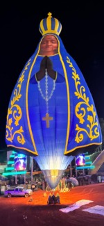 Balão de Nossa Senhora Aparecida tem 36 metros de altura (Foto: Arquivo pessoal)