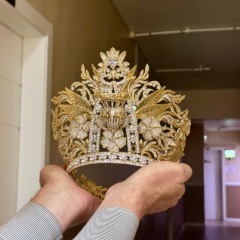 Cada uma das coroas contará ainda com um adereço especial em referência à Fenachim 40 anos (Foto: Rudy Dias/Traço D)