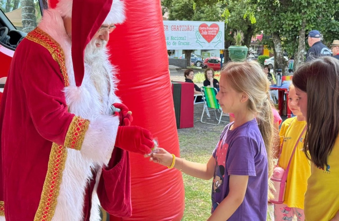 Nas primeiras horas da manhã, programação da Terra contou com participação do Papai Noel