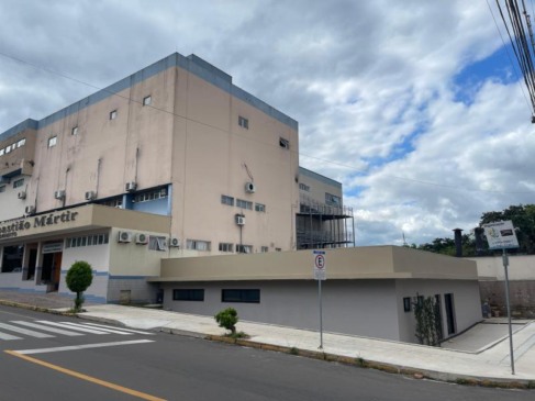 Obra da ampliação do PA do hospital será em cima das novas capelas velatórias (Foto: Débora Kist/Folha do Mate)