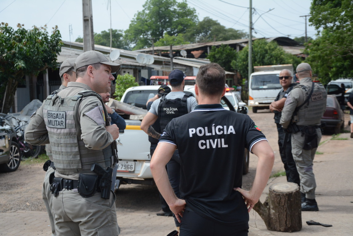 Ação conjunta resultou em sete prisões e muitas apreensões (Fotos: Alvaro Pegoraro)