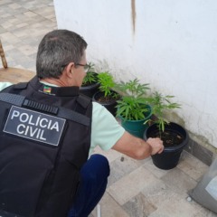 Operação reuniu cerca de 30 policiais e 15 viaturas