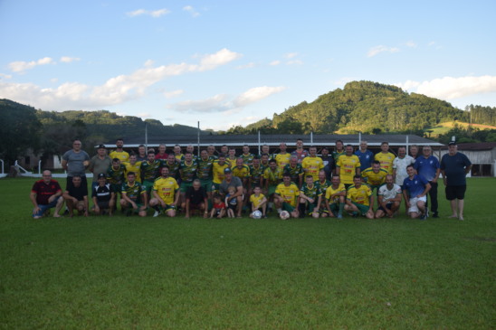 Grupo ainda mais numeroso que esse de 2024 está sendo aguardado para prestigiar e participar do evento no pós-Natal de 2025. (Foto: Roni Müller)