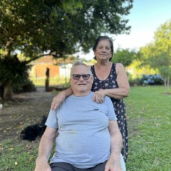 Vera compartilha a vida com o companheiro H&eacute;lio (Foto: J&uacute;nior Posselt/Folha do Mate)