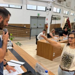 Sandra Wagner assumiu ontem a cadeira do suspenso Eligio Weschenfelder, o Muchila (Foto: Fernanda Bergmann/AI C&acirc;mara)