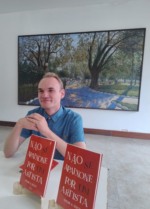 Vitor apresenta obra sobre sentimento e reflexões
(Foto: Arquivo pessoal)