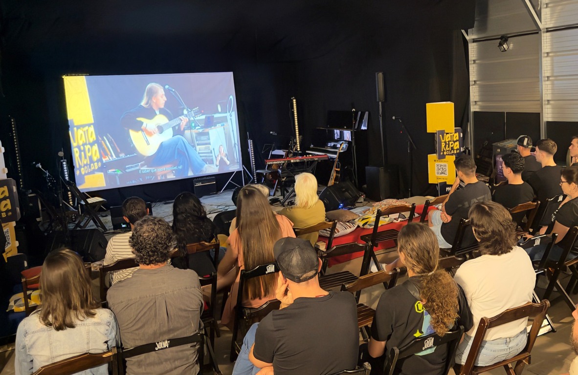 Pré-lançamento foi exclusivo para autoridades locais e agentes culturais da região
(Foto: Divulgação) Pré-lançamento foi exclusivo para autoridades locais e agentes culturais da região
(Foto: Divulgação)