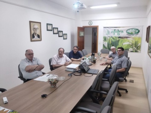 Encontro reuniu lidernaças do setor do tabaco (Foto: AI Afubra)