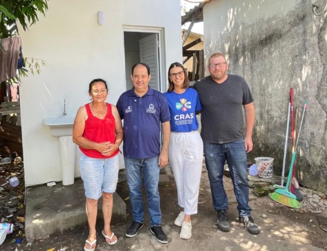 Banheiro deu “vida nova” a família de Lousane, do bairro Battisti (Foto: AI Prefeitura)