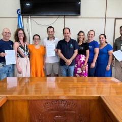 Assinatura ocorreu na manhã desta terça-feira, no prédio do Executivo (Foto: AI Prefeitura)