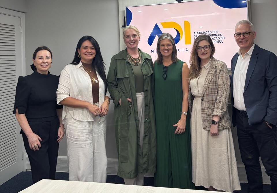 Encontro buscou alinhar parcerias para ampliar a divulgação de serviços da entidade nos municípios gaúchos (Foto: Divulgação) Encontro buscou alinhar parcerias para ampliar a divulgação de serviços da entidade nos municípios gaúchos (Foto: Divulgação)