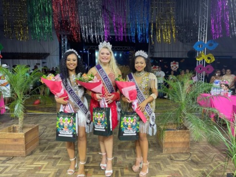 Trio vai substituir a rainha Luana Henckes e princesas Adrielle da Silva Mattie e Ana Luiza Almeida
(Foto: Leonardo Pereira/ Arquivo FM)
