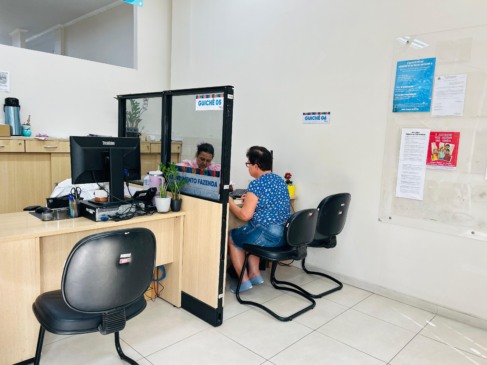 Atendimento pode ser feito no prédio da Prefeitura (Foto: AI Prefeitura)