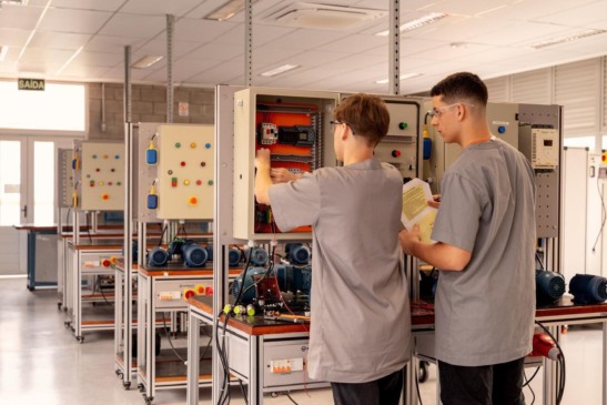 Diversas turmas tiveram aulas no Senai ((Foto: Divulgação/Prefeitura)