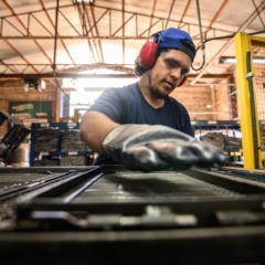 Com 40 anos de história, Venax tem como principais produtos os fogões a lenha, fogões a gás e refrigeradores (Foto: Cristiano Rosa/Agência Traço D)