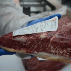 Carne do Frigorífico Kroth é comercializada em todo o Rio Grande do Sul e o Litoral Catarinense (Foto: Alvaro Pegoraro/Folha do Mate)