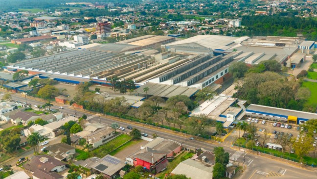 Imagem área da unidade fabril em Venâncio Aires (Foto: Gelson Pereira)