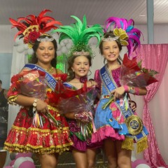 Myllena, Valentina e Mirela formam a corte (Foto: Leonardo Pereira/Folha do Mate)