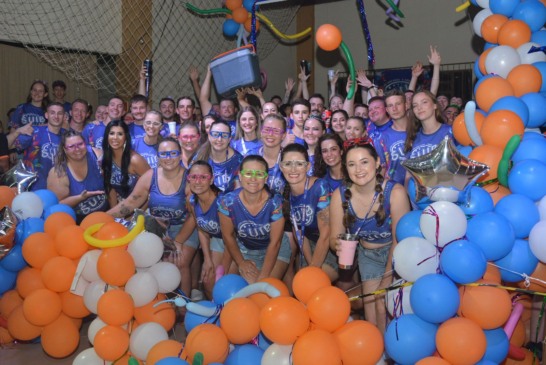 Bloco Os Imigrantes conta com 238 integrantes. Bloco é o anfitrião da festa deste sábado (Foto: Divulgação) 