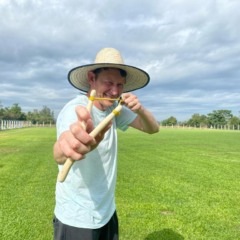 Alemonzito &eacute; o organizador do 3&ordm; Torneio Estadual de Bodoque (Foto: J&uacute;lia Brandenburg/ Arquivo FM)