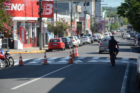 Elevada passa por nova pintura e depois será totalmente liberada  (Foto: Alvaro Pegoraro)