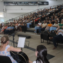 Diretoras e vices foram recepcionadas no plen&aacute;rio da C&acirc;mara de Vereadores