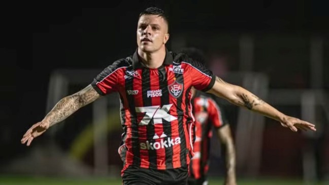Renato Kaizer atacante do Vitória